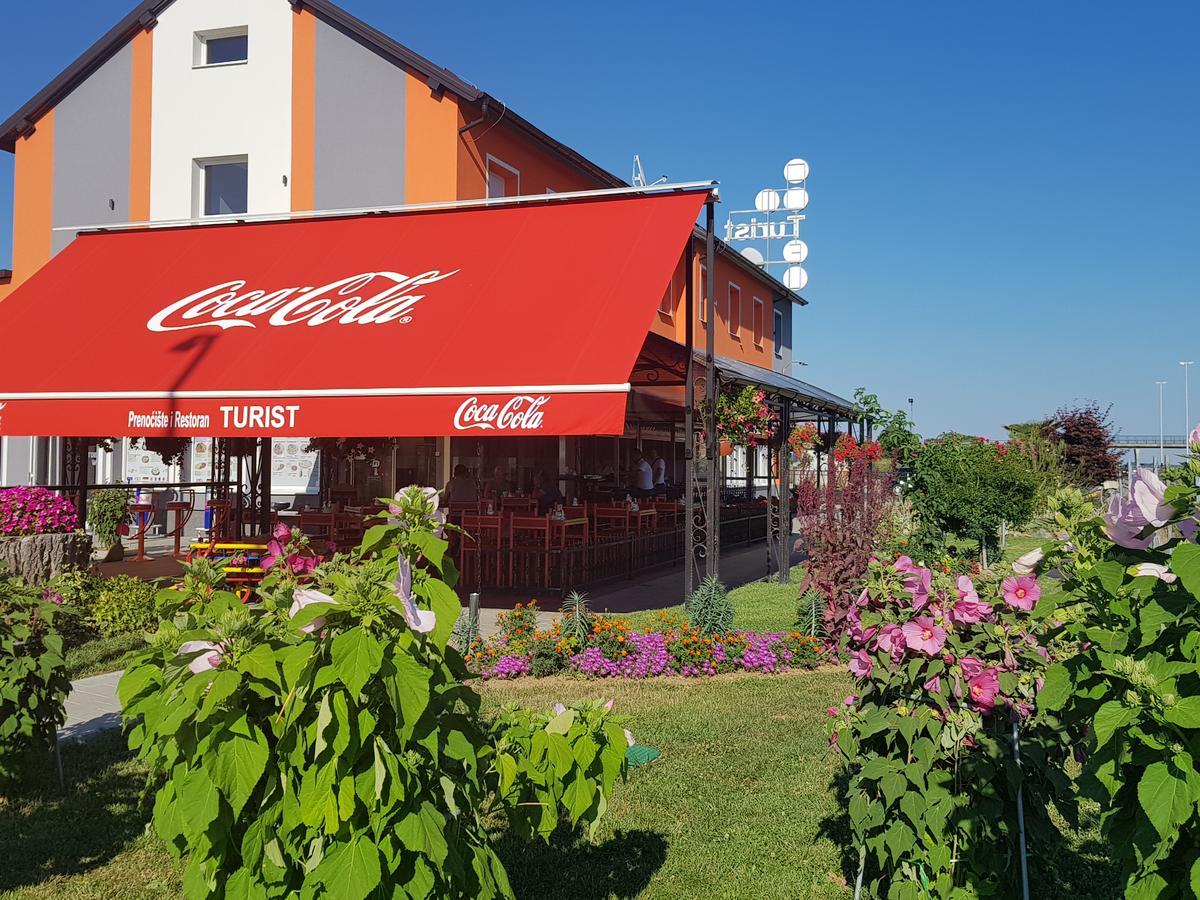 Bed And Breakfast Turist Staro Petrovo Selo Экстерьер фото